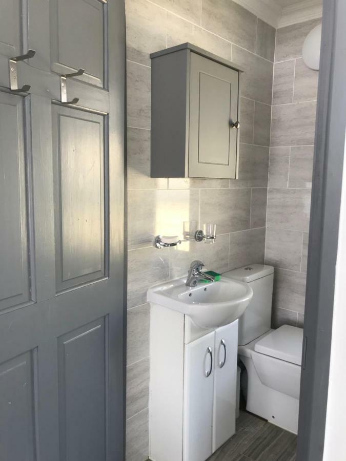 Studio Apartment Рейнхем Экстерьер фото